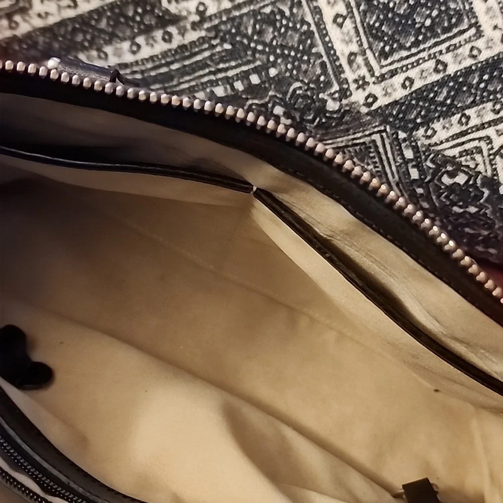 Authentic Brahmin Briefcase crossbody bag w matching wallet